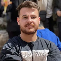 درباره ما 10 تصویر علی مرتضوی